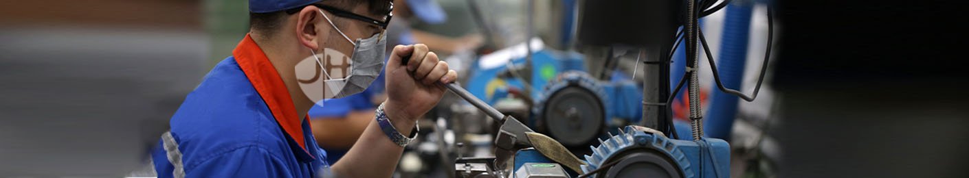 傳統設備 • 精密制(zhì)造