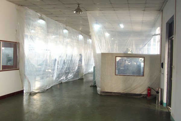 2005年(nián)景鴻擴建并遷至更大(dà)的(de)廠(chǎng)房(fáng)